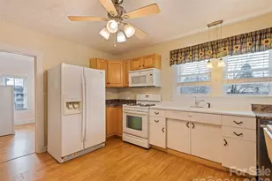 821 N Main St, Canton, NC 28716 - Photo 8