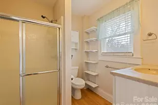 821 N Main St, Canton, NC 28716 - Photo 16