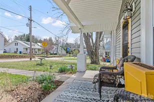 821 N Main St, Canton, NC 28716 - Photo 4