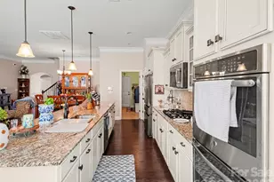 6713 Alderson Dr, Charlotte, NC 28269 - Photo 8
