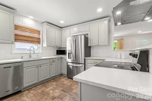 1527 Woodhill Ln, Charlotte, NC 28205 - Photo 20