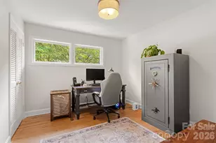 1527 Woodhill Ln, Charlotte, NC 28205 - Photo 22