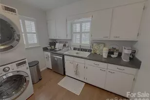 110 9th St, Black Mountain, NC 28711 - Photo 8