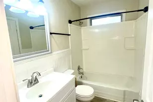 3200 Markland Dr, Charlotte, NC 28208 - Photo 8