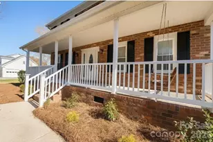 8225 Kensington Ln, Harrisburg, NC 28075 - Photo 4