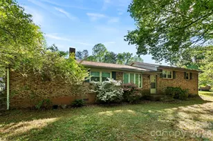 823 Carson Rd, Gastonia, NC 28052 - Photo 2