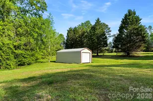 823 Carson Rd, Gastonia, NC 28052 - Photo 4