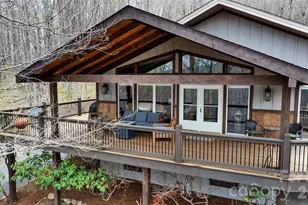 202 Tamarack Rd, Beech Mountain, NC 28604 - Photo 2