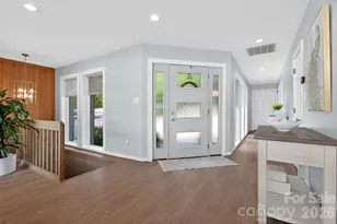 8611 Island Point Rd, Charlotte, NC 28278 - Photo 6