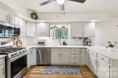 5483 Valley Run Street, Hickory, NC 28601 - Photo 10
