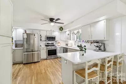 5483 Valley Run Street, Hickory, NC 28601 - Photo 12