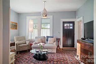 416 3rd Ave W, Hendersonville, NC 28739 - Photo 10