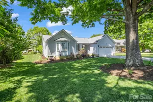 179 Kingfisher Ln, Mills River, NC 28759 - Photo 2