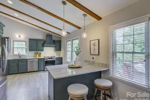 424 Walnut Point Dr, Matthews, NC 28105 - Photo 6
