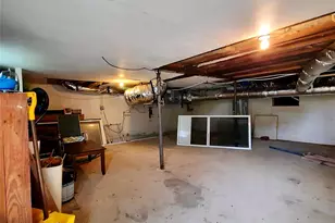604 Substation St, Hendersonville, NC 28792 - Photo 34