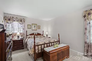 13611 Idlefield Ln, Matthews, NC 28105 - Photo 14