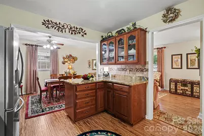 13611 Idlefield Lane, Matthews, NC 28105 - Photo 10