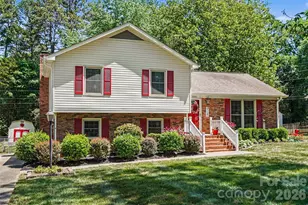 13611 Idlefield Ln, Matthews, NC 28105 - Photo 2