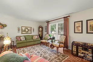 13611 Idlefield Ln, Matthews, NC 28105 - Photo 4