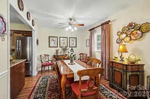 13611 Idlefield Ln, Matthews, NC 28105 - Photo 8