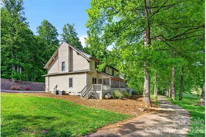 307 Blue Ridge Drive S #4, Marion, NC 28752 - Photo 4