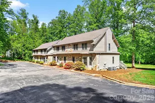 307 Blue Ridge Dr S, Marion, NC 28752 - Photo 2