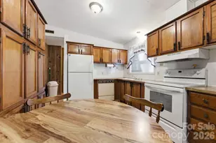 1200 Barkers Creek Rd, Whittier, NC 28789 - Photo 20