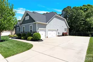 137 Trelawn St, Fort Mill, SC 29715 - Photo 2