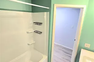 9432 Lexington Cir, Charlotte, NC 28213 - Photo 32