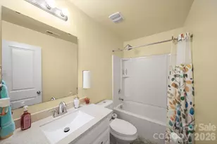 6514 Glenmoor Dr, Charlotte, NC 28214 - Photo 24