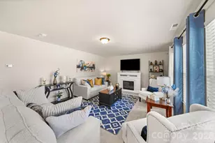 6514 Glenmoor Dr, Charlotte, NC 28214 - Photo 8
