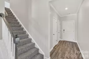 1009 Jeffery Dean Ct, Albemarle, NC 28001 - Photo 4