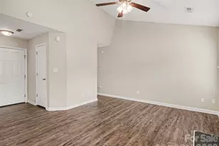 3744 Capps Hill Dr, Charlotte, NC 28216 - Photo 10