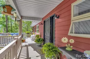 211 Rustic Rd, Waynesville, NC 28786 - Photo 2