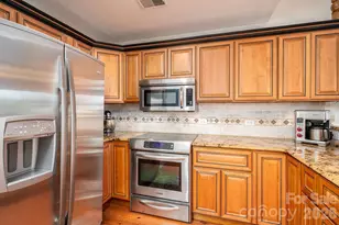 201 S Washington St, Shelby, NC 28150 - Photo 4