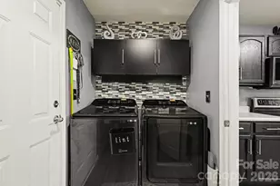9423 Swallowtail Ln, Charlotte, NC 28269 - Photo 26