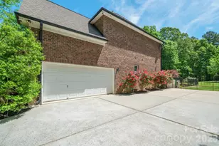 516 Shady Oaks Dr, Stanley, NC 28164 - Photo 38