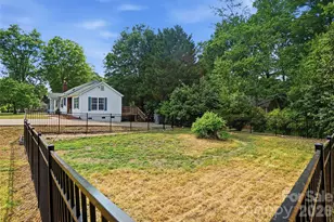 208 Jackson Terrace, Clover, SC 29710 - Photo 30