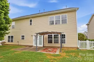 9013 Gailes Dr, Charlotte, NC 28278 - Photo 34