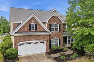 9013 Gailes Dr, Charlotte, NC 28278 - Photo 2