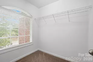 9013 Gailes Dr, Charlotte, NC 28278 - Photo 32