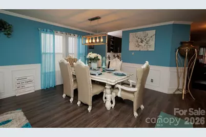 6135 Blue Ash Lane, Charlotte, NC 28215 - Photo 4