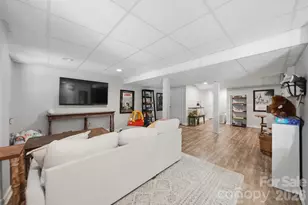 431 9th St NW, Hickory, NC 28601 - Photo 28