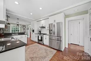 431 9th St NW, Hickory, NC 28601 - Photo 12