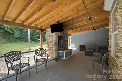 2570 Blowing Rock Boulevard, Lenoir, NC 28645 - Photo 18