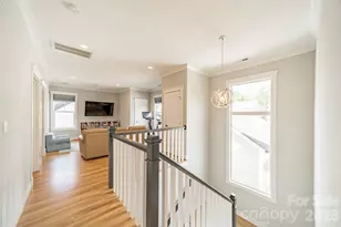 408 Melbourne Ct, Charlotte, NC 28209 - Photo 24