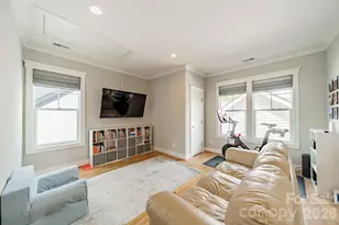 408 Melbourne Ct, Charlotte, NC 28209 - Photo 26