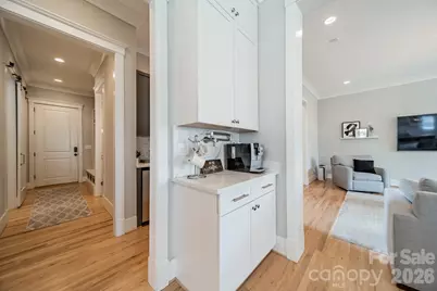 408 Melbourne Court, Charlotte, NC 28209 - Photo 8
