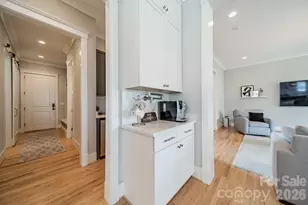 408 Melbourne Ct, Charlotte, NC 28209 - Photo 8