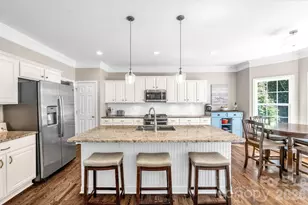 6111 Latta Springs Cir, Huntersville, NC 28078 - Photo 8